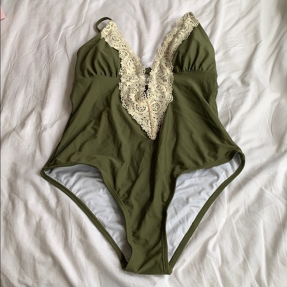 Cupshe Other - Cupshe One Piece Bathing Suit (NWT)